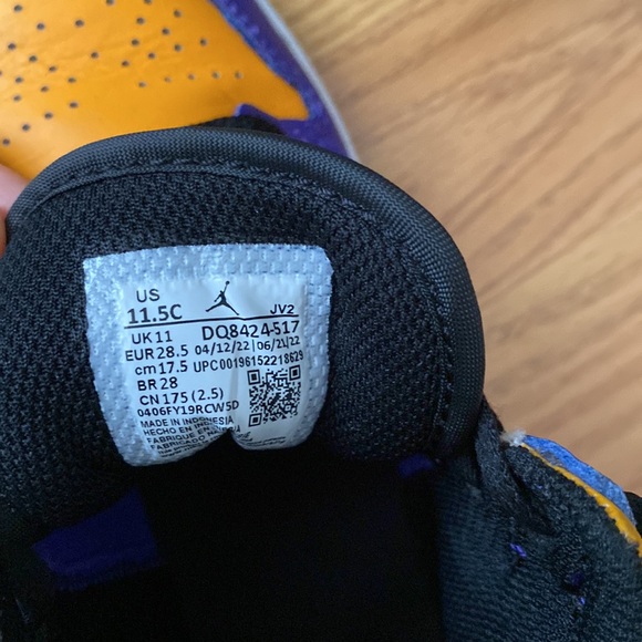 Jordan 1 kids shoes - Picture 8 of 8